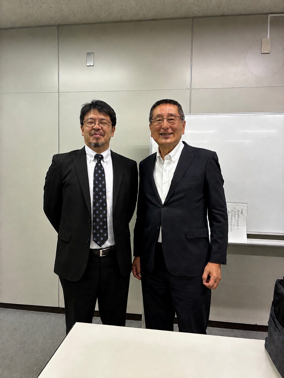 河合伴治さん（有楽製菓株式会社 取締役会長）
